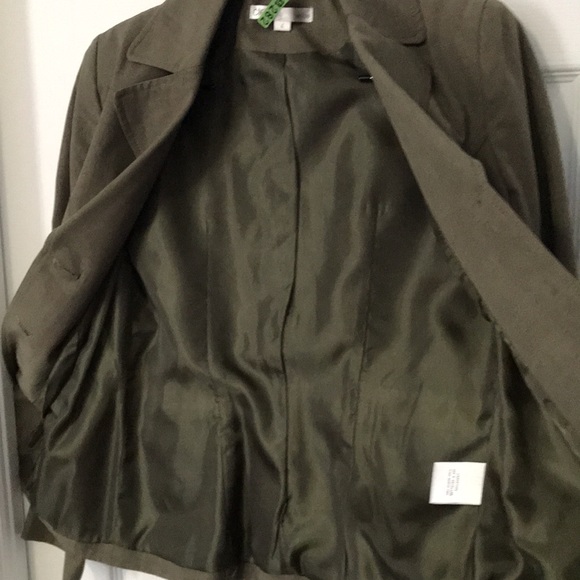 3/$40 Cleo Olive Green Blazer & Pant Suit; Sizes 4 Petite & 2 Petite; Vintage - Picture 9 of 13